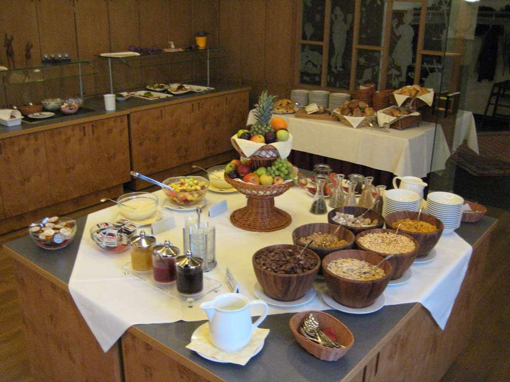 Akzent Brauerei Hotel Hirsch Ottobeuren Bagian luar foto